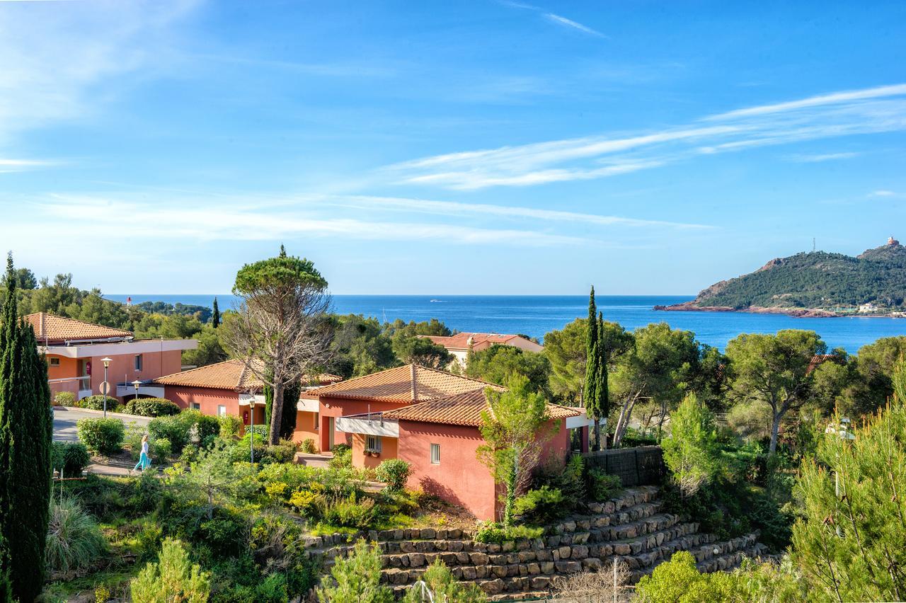 Village Club Les Mas De L'Esterel Saint-Raphaël Exteriör bild