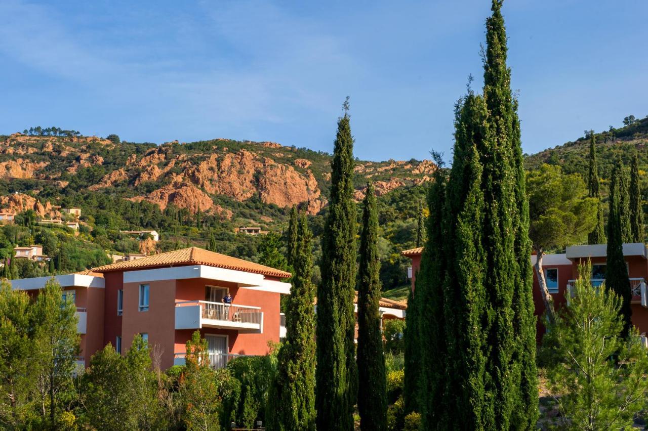 Village Club Les Mas De L'Esterel Saint-Raphaël Exteriör bild