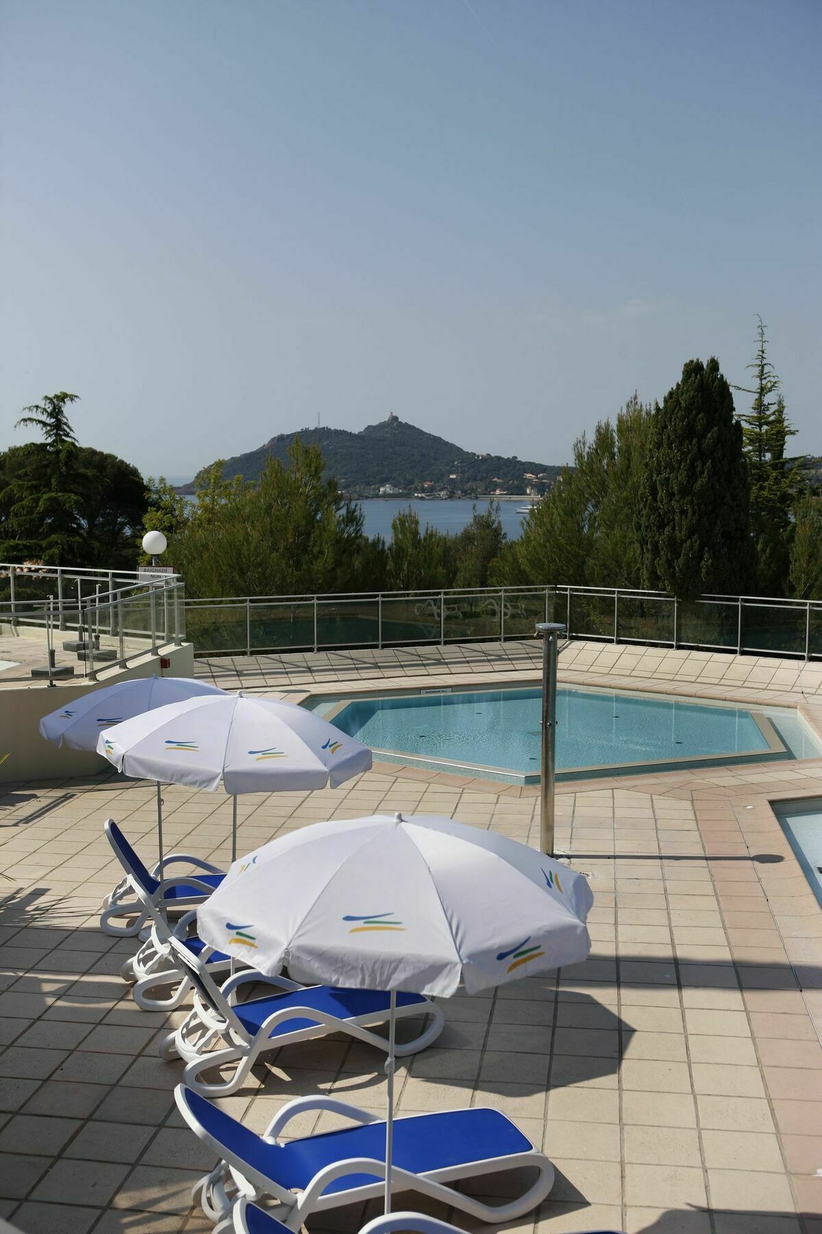 Village Club Les Mas De L'Esterel Saint-Raphaël Exteriör bild