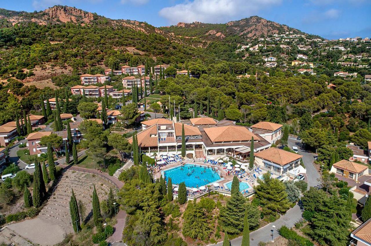 Village Club Les Mas De L'Esterel Saint-Raphaël Exteriör bild